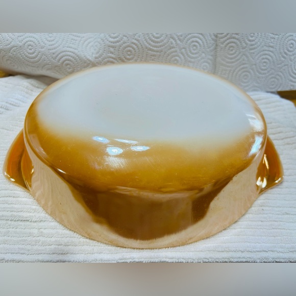 Vintage Fire King peach luster #433 oval casserole dish. Excellent condition. - Picture 3 of 4